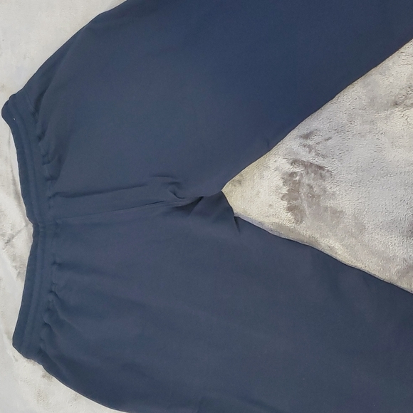 Women Tracksuit bottom - Picture 3 of 3